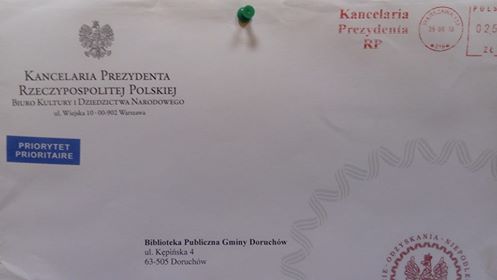 - biblio2.jpg - biblio2.jpg