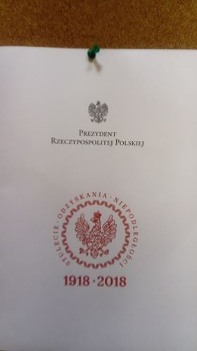 - biblio_1.jpg - biblio_1.jpg