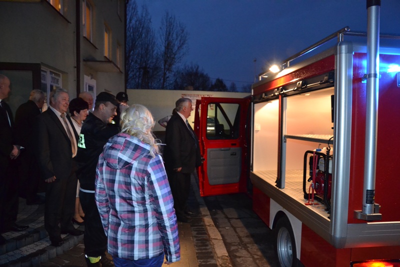 - str_2.jpg - str_2.jpg